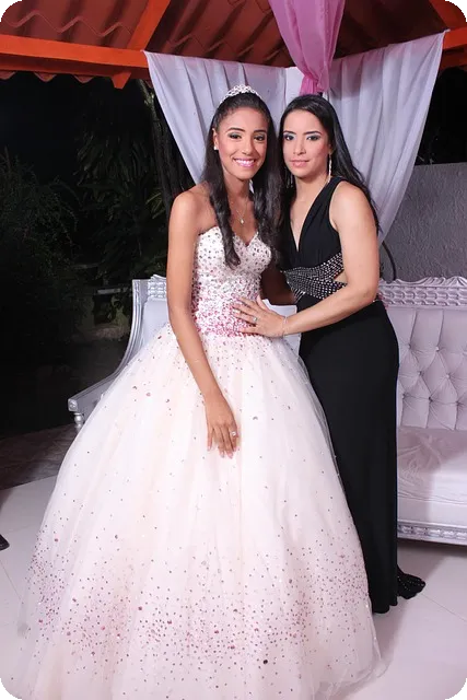 라넌큘러스 꽃말 알아보기 매력의 비밀은?